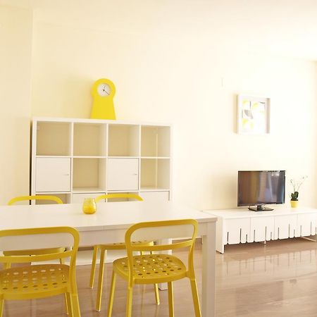 Appartamento ApartUP Yellow Opera View Valenza Esterno foto